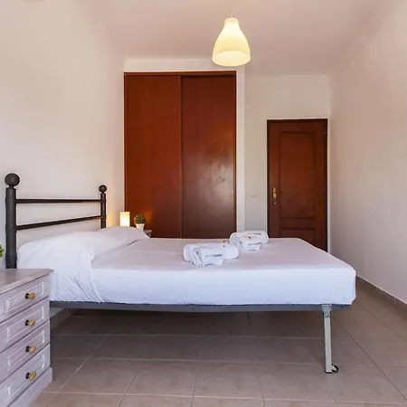 Апартаменти A39 - Vista Mar In Da Rocha